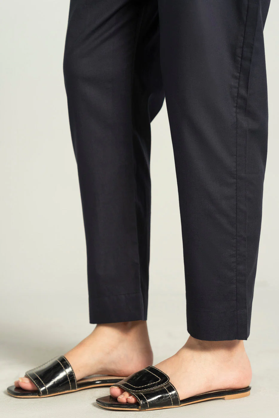 RTW | TROUSER - Image 2