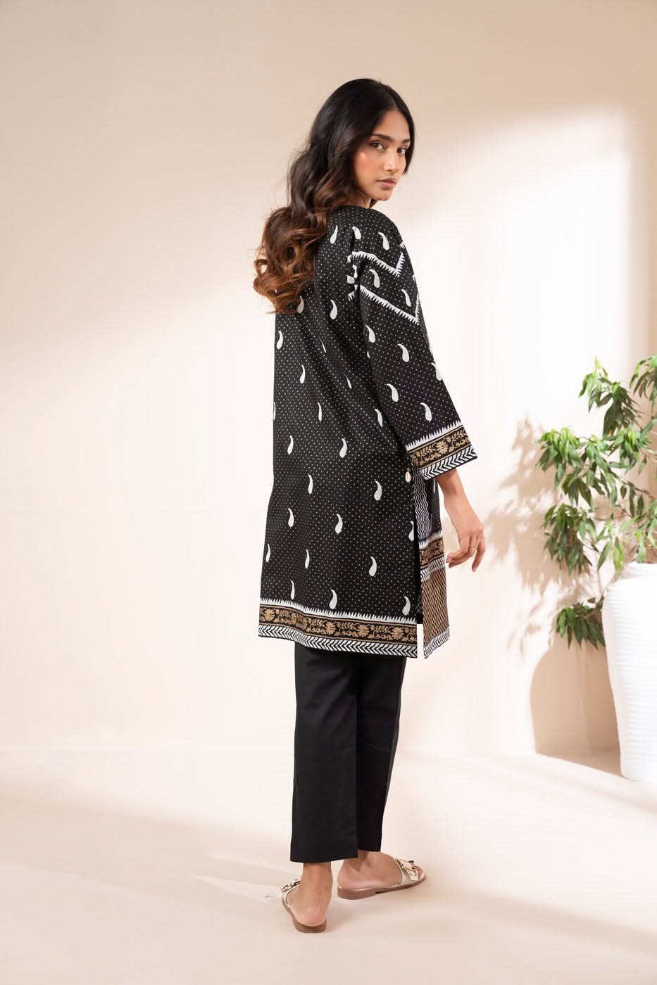 RTW | SHIRT & TROUSER - Image 4