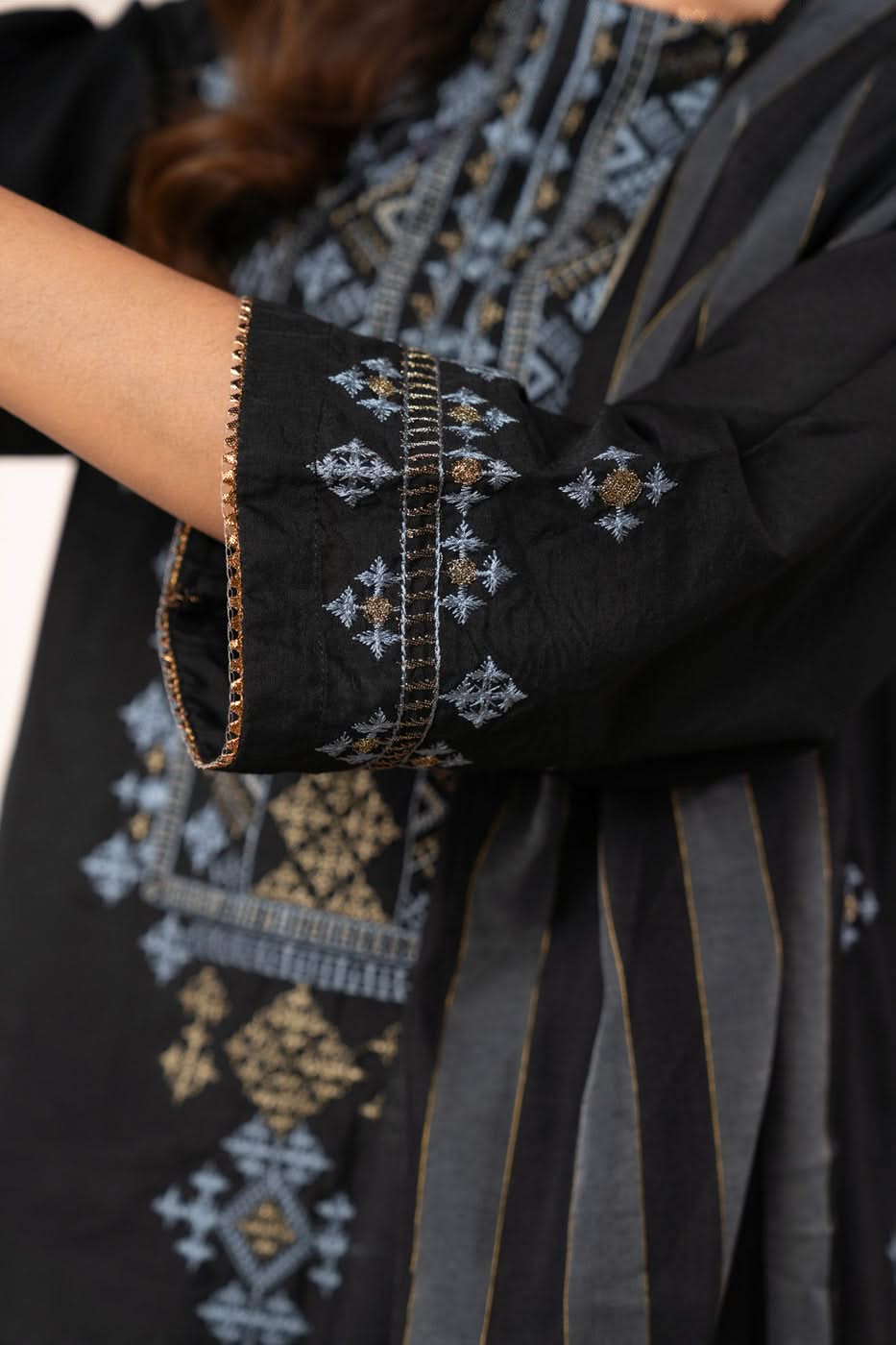 RTW | SHIRT, TROUSER & DUPATTA - Image 4