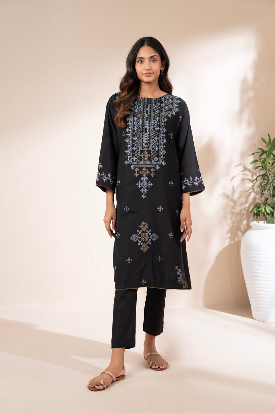 RTW | SHIRT, TROUSER & DUPATTA - Image 5